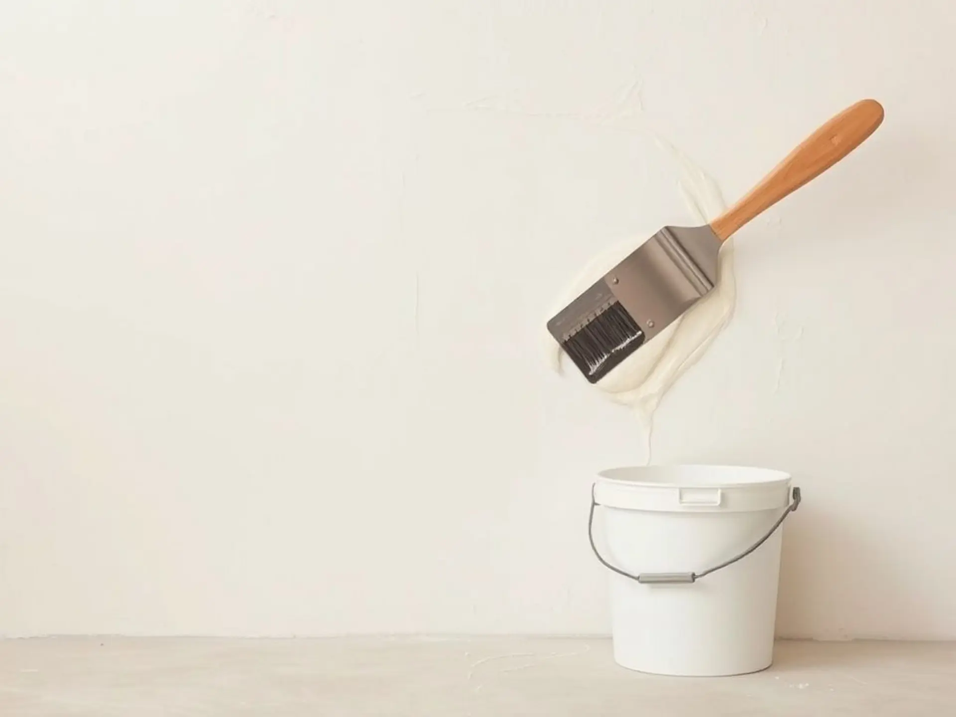 Подготовка стен к финишной отделке: зачем нужна шпаклёвка