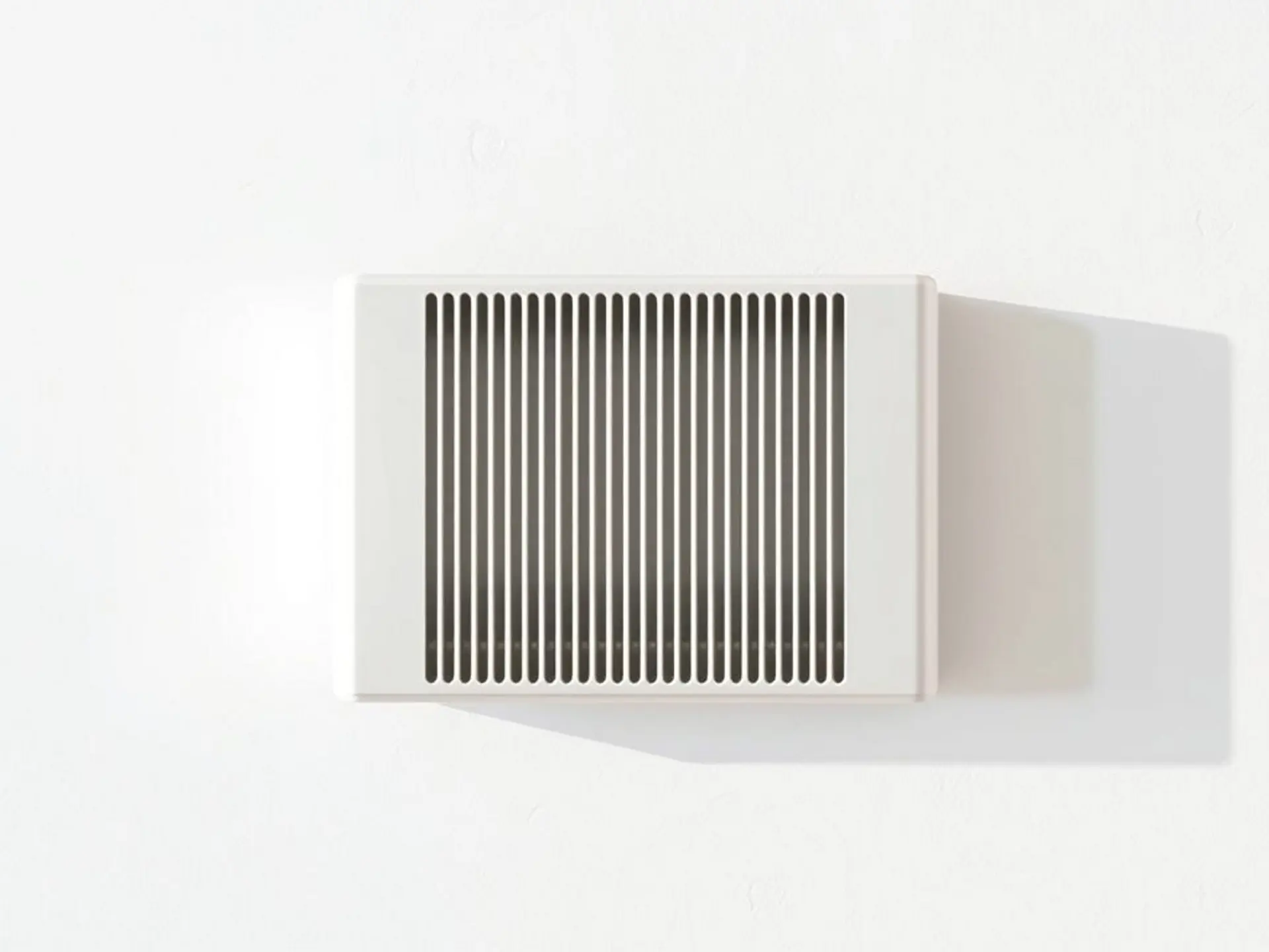 Как избавиться от сорняков на участке: эффективные методы для ухоженного двора и клумб